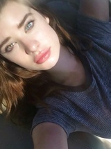 Hot Sarah McDaniel with 2 differently colored eyes