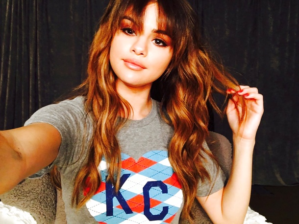 Hot Selena Gomez Pics - Photo 07