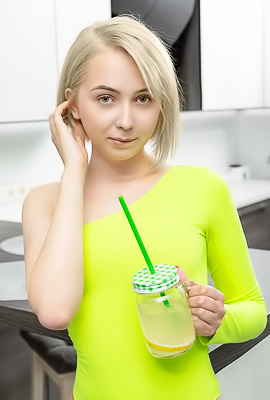 Bernie Thighs Spread Wide For A Delicious View Of Her Plump-lipped Pussy