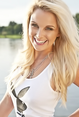 Jade Fairbrother Peels Off Her Denim Shorts On A Safari Boat Deck
