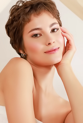 Dianas Shaved Pussy Naturally Invites Hungry Eyes Beneath Lingerie